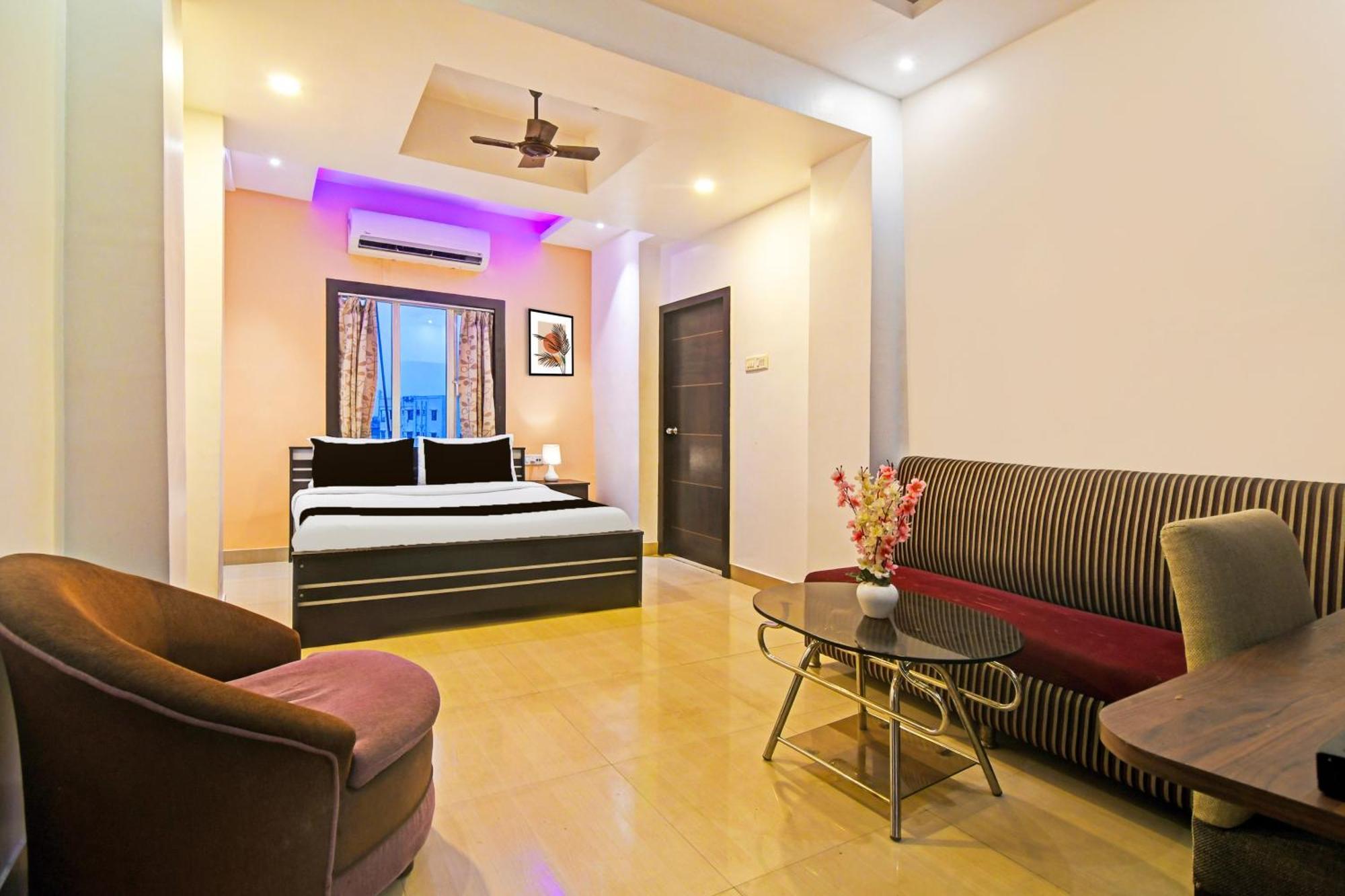 Super Hotel O Baguiati Nager Bazaar 外观 照片